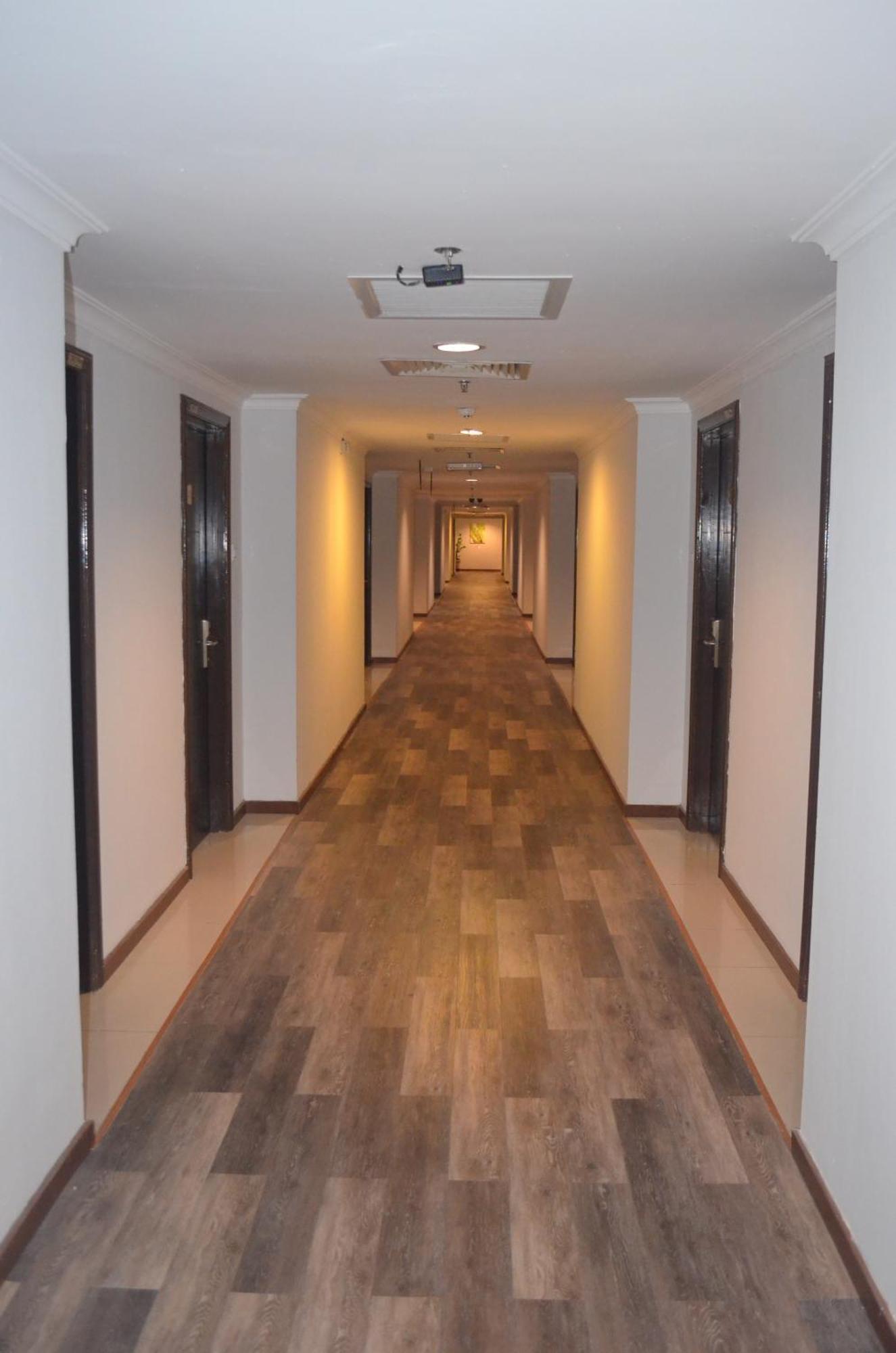Td Plaza Hotel Kota Kinabalu Exterior foto